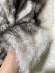 Damen Winter Colour-Blocking Mantel mit großem Kragen und mittlerer Länge, künstliches Fell, europäischer und amerikanischer Modestil, oversized künstlicher Fellmantel