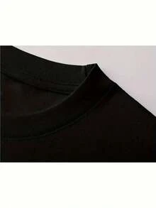 Camiseta de Matemáticas con el Alfabeto de Satanás en Matemáticas - Negro - Ver 4