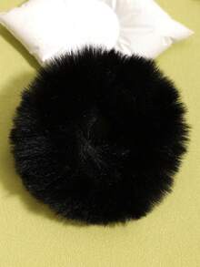 4 件套，2 个黑色和 2 个白色毛绒发圈，毛茸茸的发绳，发饰，马尾辫发圈，弹力发带 - 2黑色+2白色 - 查看 4