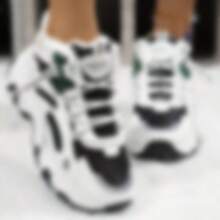 Women's Multi-Color Spliced Lace-Up Simple Casual Outdoor Sports Shoes With Velvet And Thickening Are Suitable For Daily Walking, Jogging, Commuting, And Shopping In Autumn And Winter, And Can Be Paired With Casual Pants.