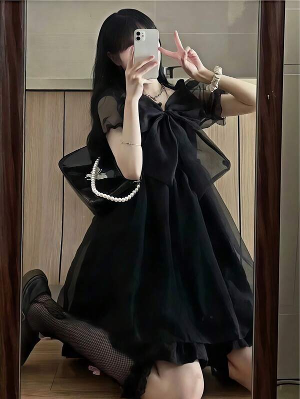 1pc Princess On The Run Puff Dress Cinching Waist Bow Soft Black Dress Tulle Skirt Short Sleeve Elegant Lolita Dress ,Halloween Costume