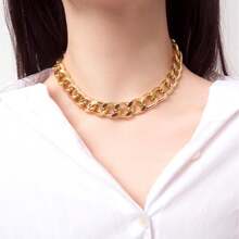 European & American Cross-Border Retro Punk Necklace | Chunky Cuban Link Design | Unisex Hip-Hop Collarbone Choker This Necklace Combines Cross-Border Fashion Appeal (Popular In Europe And America) With Retro Punk Charm, Featuring A Iconic Chunky Cuban Link Structure. It Seamlessly Transitions From A Collarbone Chain To A Choker