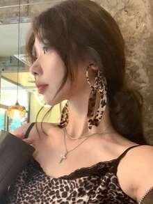 Autumn Leopard Print Tassel Bow Decor Large Hoop Earrings, Lightweight Luxurious Elegant Hoops (Leopard Pattern Random)