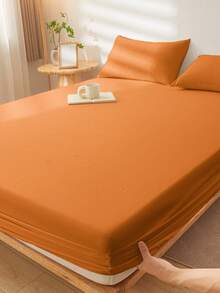 1 pièce Drap-housse super doux de couleur unie, literie, drap de lit léger, housse de matelas orange, drap-housse à poche profonde, doux et respirant, pour tous les formats de lit - simple, double, queen, king. Convient pour toutes les saisons, décoration de chambre