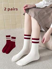 1/4 双装 时尚红白加厚女袜，简约针织中筒袜，柔软