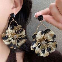 Andkiss 1 Pair Elegant Niche Versatile Drip Oil Square Fabric Flower Stud Earrings
