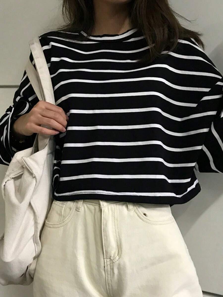 Camiseta de manga larga de rayas en blanco y negro para estudiantes, camiseta de rayas de manga corta para mujer, nueva moda ins suelta y versátil Elástico - Negro - Ver 1