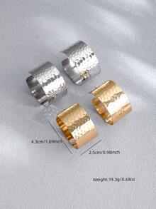 1 par de brincos de liga com textura geométrica martelada e exagerada em formato de C retrô, adequados para uso diário feminino e presentes de Natal