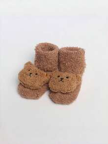 1 paire de chaussures épaisses et chaudes pour bébé et tout-petit, chaussettes intérieures antidérapantes pour nouveau-né et nourrisson avec motif de personnage de dessin animé, à semelle souple, convient pour la maison, les fêtes et l'hiver