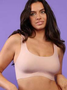 New Women Plain Color No Underwire Soft Wide Shoulder Straps Bras Full Coverage Everyday Bra Wireless - Beige - View 3