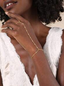 1件时尚个性简约扁平金属指环手链，百搭，适合日常佩戴和情人节礼物