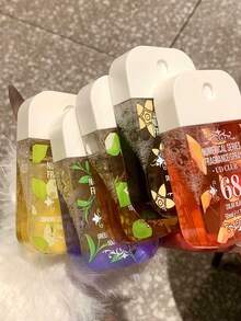 UD CLUB 5/1 قطعة 50 مل (1.7 أونصة) رذاذ عطر شاطئ برازيلي رقمي محدود الإصدار، ضروري للعطلات، معطر هواء. عطر طويل الأمد، يخلص الهواء من الروائح المزعجة، منتج عالي الجودة، محمول، مناسب للصيف، غرف النوم، المواعيد، خزائن الملابس، الحمامات، السفر والمناسبات العائلية، عيد الحب، هدايا للنساء، عيد الأم، حفلات الزفاف، موسم التخرج