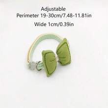 1 pieza Collar de mascota de estilo aleatorio con lazo a cuadros para gatos y perros, collar con campana para perros y gatos, collar pequeño para perros con patrón a cuadros y lazo esponjoso, de moda y llamativo, ligero y no pesado, sin sensación de uso, cómodo para que las mascotas lo usen, ajustable, adecuado para todos los gatos y perros.