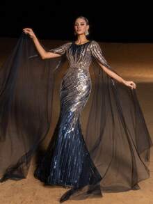 Faeriesty Đầm dạ hội nàng tiên cá lấp lánh, được tô điểm bằng những hạt cườm và sequin lấp lánh như lông vũ nhiều màu sắc, có tay áo dài bằng vải chiffon mỏng manh, lý tưởng cho các buổi dạ tiệc trang trọng, trang phục dự đám cưới, sự kiện thảm đỏ và các buổi tụ họp cao cấp. Đầm dự tiệc thanh lịch màu đen mùa xuân - màu đen - Xem 9