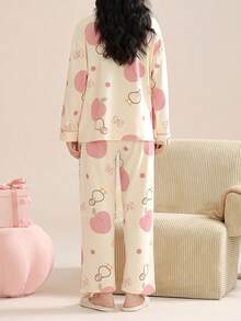 两件套女士V领睡衣套装，长袖上衣和长裤，柔软家居服，适合春秋季和秋冬季穿着。