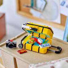 LEGO 184pcs Yellow Travel Suitcase, Suitable As Children's Gift - 40817 - View 4