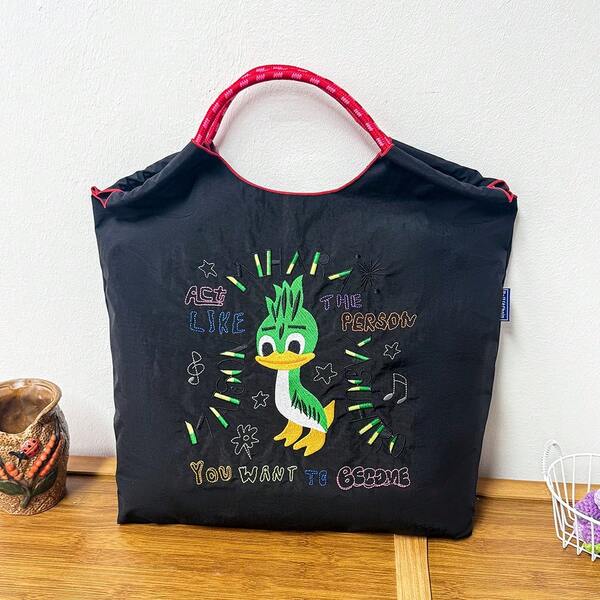 New Crossborder Japanese Style Women's Handbag, Embroidered Tote Bag, Niche Design Versatile Commuter Large Capacity Casual Shoulder Bag For Women