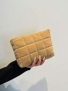 Sac cosmétique matelassé à carreaux polyvalent et , embrayage décontracté en suède velours mat, petit sac rembourré de duvet chaud, accessoires de voyage automne/hiver pour les vacances. Sac de maquillage, organisateur de maquillage, sac de voyage pour femmes