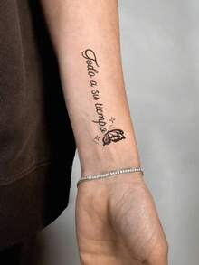 1 pieza Tatuaje temporal impermeable con estilo Y2K de mariposa y texto inspirador, a prueba de sudor, no reflectante, adecuado para el brazo/hombro, accesorio de moda - Negro - Ver 5