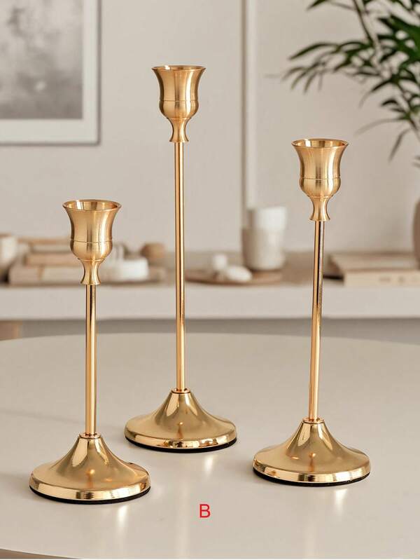 3pcs/1pc Gold Candle Holders, Luxury Display Props, Simple Home Romantic Tabletop Decor, Atmosphere For Candlelight Dinner, Wedding Ceremony, Christmas Party, New Year Party, Valentine's Day Party, Photography Props