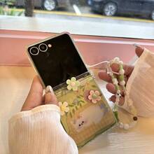 Cute Floral & Cat Folding Phone Case With Chain, Thin & Stylish, Compatible With Samsung Galaxy Z Flip3 5G/Galaxy Z Flip 4 5G/Galaxy Z Flip 5 5G/Galaxy Z Flip 6 5G/Galaxy Z Flip 7 5G - Multicolor - View 2