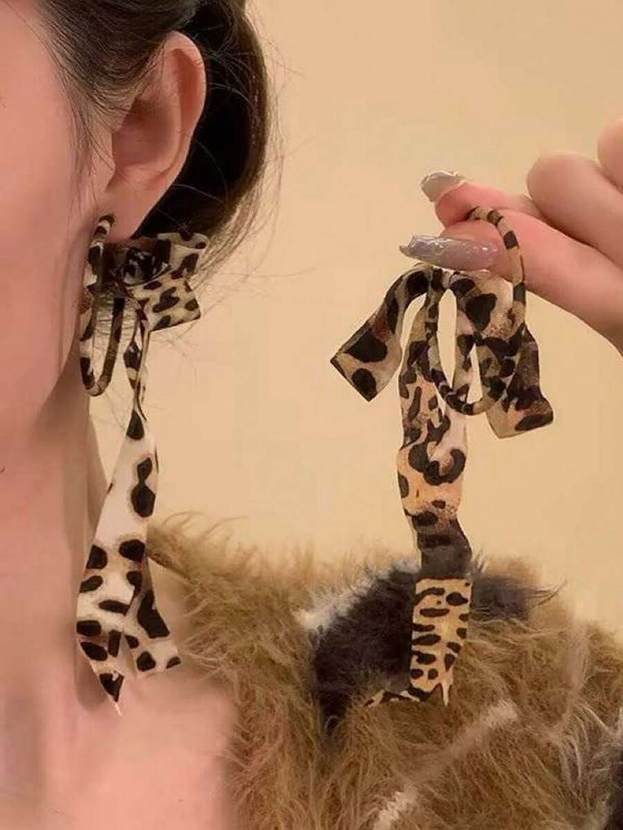 Autumn Leopard Print Tassel Bow Decor Large Hoop Earrings, Lightweight Luxurious Elegant Hoops (Leopard Pattern Random)