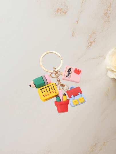 1 Peça Livro Bonito, Combinado com um Lápis Suave e uma Mochila Prática, Além de um Chaveiro Fofo, Este Conjunto de Papelaria é Especialmente Adequado para Estudantes Irem para a Escola. Não Apenas Funciona Plenamente, Também Pode Servir Como um Exquisito Presente de Lembrança de Natal.