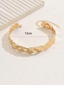 1pc Fashion Metal Exaggerated Smooth Short Necklace Personalized Choker - Gold - View 3