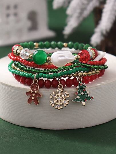 7 Stücke/Set Weihnachtsserie Boho Cartoon süß handgemacht Perlen, CCB Kristall Schneeflocke Schneemann Weihnachtsbaum Anhänger stapelbares elastisches Armband Set, geeignet für Frauen Feiertagsparty, perfektes Geschenk für Freundin, Mutter, Weihnachten, Urlaub, Freizeitkleidung