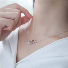 قلادة سمكة قبلة فضية فاخرة، خالية من الحساسية، هدية فريدة للحبيبة، برج الحوت، هدية عيد ميلاد