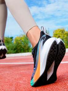 Neue bequeme stoßabsorbierende Herren Outdoor Lässig Sportschuhe, leichte atmungsaktive Marathon Track & Field Trainingsschuhe