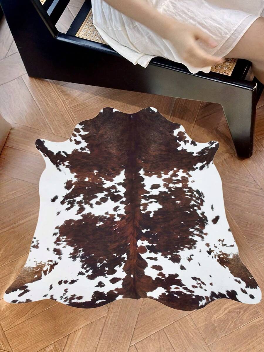 1pc Luxury Faux Leather Rug, Western Cow Print Design, Short Pile Faux Leather Rug For Autumn/Winter, Decorative Rug, Bedroom Decor, Small Rug, Rug, Home Decor, Living Room Rug, Small Living Room Rug, Bedroom Rug, Living Room Home Decor, Outdoor Rug, Washable Rug