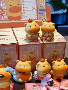 可爱水豚盲盒 - 超甜水豚露露创意表情符号收藏毛绒公仔，可爱卡通树脂小雕像装饰，居家/办公桌 & 生日/情人节派对收藏品