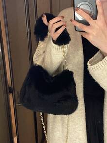 New Design Of Women's Ins Small Field Crossbody Bag Fashion Chain Fur Bag, Autumn And Winter Korean Version Of Small Square Bag - Black - View 2
