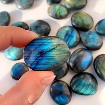 Natural Labradorite Love Heart Moonstone Ocean Heart Moonstone Round Polished Specimen, Decorative Gemstone Accessory