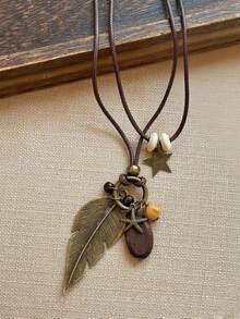 1pc Vintage Long Feather Star Necklace, Double-Layer Bowknot Sweater Chain (1-2 Black Beads Random)