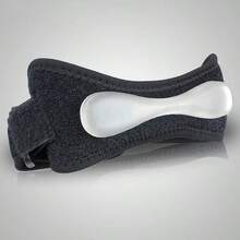 With Silicone Sandwich Half Moon Shape Adjustable Patella Strap Suitable For Home Sports Fitness Yoga Pilates Shock Absorbing Compression Textile Material(Single Pack)