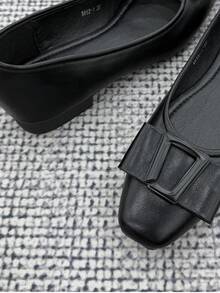 Bailarinas de unicolor elegantes y de moda para la oficina y el transporte