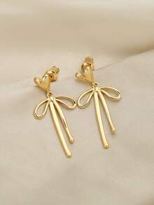 A Pair Of Fashionable Heart-Shaped Bow Earrings, Exquisite And Versatile, Suitable For Ladies; Perfect For Wearing On Any Occasion And Can Be Gifted To Friends.