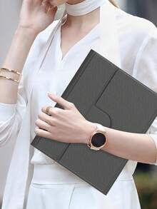 适用于 iPad 的旋转保护键盘套，兼容 iPad 第十代，采用 PU 皮革材质，适用于 iPad 10.2 英寸、9/8/7 英寸、Air 3/10.5 英寸、Pro 11 英寸（2018/2020/2021/2022 年款），配备亚克力背板和 Apple Pencil 插槽，适用于 iPad (A16) 11 英寸第十一代（2025 年款），支持 3 档角度调节，兼容 iPad Air 4/5/11 英寸 (M2) 2024 年款/(M3) 2025 年款，内置 150mAh 电池 - 黑色 - 黑色 - 查看 9