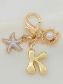 1个A-Z字母金色泡泡字母吊坠钥匙扣，饰以海星和贝壳配件，可用作钥匙扣、戒指、包包挂饰、背包挂件、汽车挂件，非常适合购物、海滩、露营、钱包和手提包，是送给女性、朋友、学生的理想礼物，时尚创意设计，生日礼物、夏季包包挂饰、万圣节配饰、教师节礼物。 - 彩色 - 查看 19