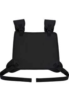 韩版新款男士黑色功能胸包，采用涤纶材质，轻便透气耐磨，易于保养，可调节肩带，正面配有网状收纳袋，可放置手机。时尚休闲、轻便百搭的男士黑色胸包，适用于户外运动、通勤等多种场景。 - 黑色 - 查看 5