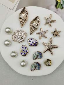 16pcs ABS Resin Gold Cute Nautical Ocean Starfish Shoe Charms, Shiny Rhinestone Seashell Shoe Clips Decorations, Detachable Faux Pearl Shell Shoe Accessories, Multi-Functional Shoe Clips For Women Sandals, Slippers, Beach Bags, Suitable For Christmas, Halloween, Valentine's Day, Birthday, Holiday Party Gifts (Shoes Not Included)
