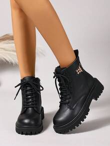 2026 Herbst/Winter Neue Damenschuhe, Warme Winterstiefel, modische vielseitige Lässig Damenschuhe, Leder Knöchelstiefel, Schwarz & Weiß Kurzstiefel mit Schnürung & Seitlichem Reißverschluss, Flache Damenstiefel, Damen Knöchel- und Kurzstiefel, Modische Damenstiefel