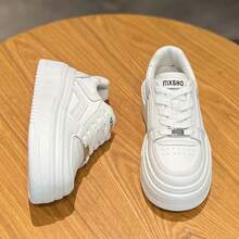 Zapatillas bajas de estudiante para mujer, deportivas de cuero, zapatos casuales blancos ligeros de suela gruesa para mujer - Blanco - Ver 4