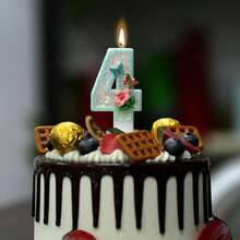 1 pièce Bougie numéro d'anniversaire, bougie de gâteau d'anniversaire avec papillon vert clair et fleurs, bougie à paillettes pour décoration de gâteau, convient pour les fêtes d'anniversaire des filles et des femmes