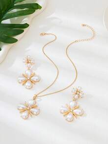 3pcs Vintage High-End Design Faux Pearl Flower Earrings & Necklace Set, Suitable For Women's Party Wear