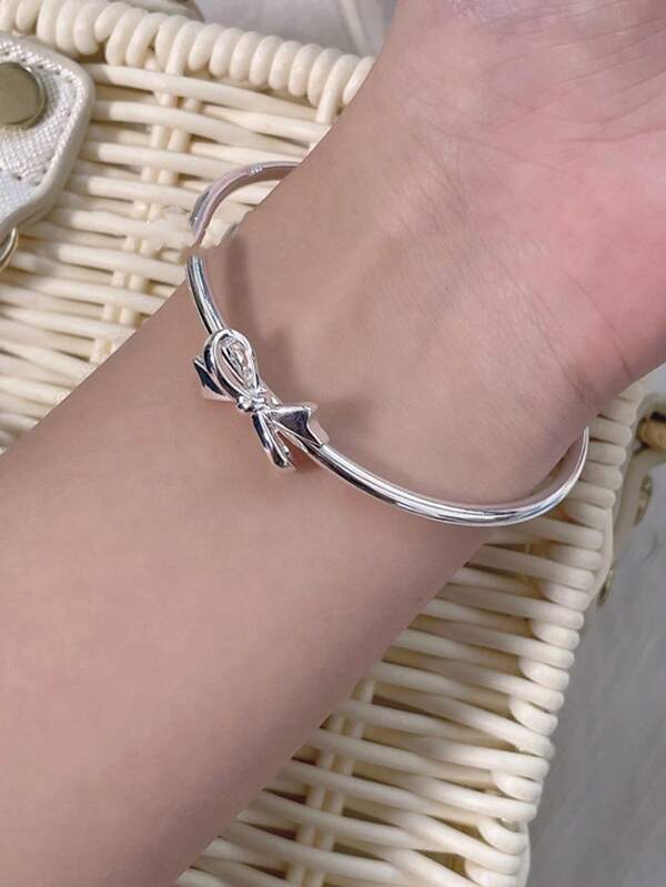 1pc Exquisite Bow Adjustable Opening Bracelet - Simple And Cute Women's Jewelry Gift