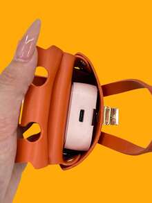 1个百搭硬币吊饰，适用于迷你铂金包、便携百搭包包吊饰和钥匙扣。款式多样，可用作日常包袋配饰、情侣钥匙扣、小型派对礼物，或个性化钥匙扣、钥匙圈、背包吊饰或汽车吊饰。男女皆宜，是返校、节日或生日的完美礼物。 - 彩色 - 查看 3