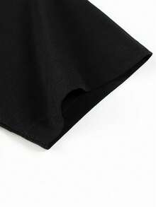 1 camiseta con estampado digital de Sanrio, diseño de Hello Kitty, Kuromi y Cinnamoroll. Calavera, rosa, esqueleto, oscuridad. Camiseta casual de cuello redondo y manga corta. Camiseta de algodón ligera para las cuatro estaciones, lavable a máquina, no lavar en seco